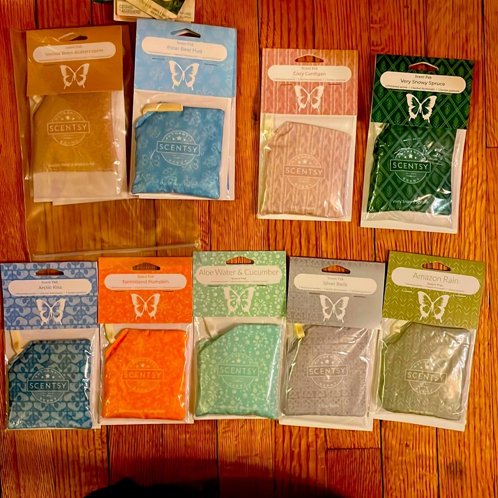 Scentsy Scent Pak- priced for ONE